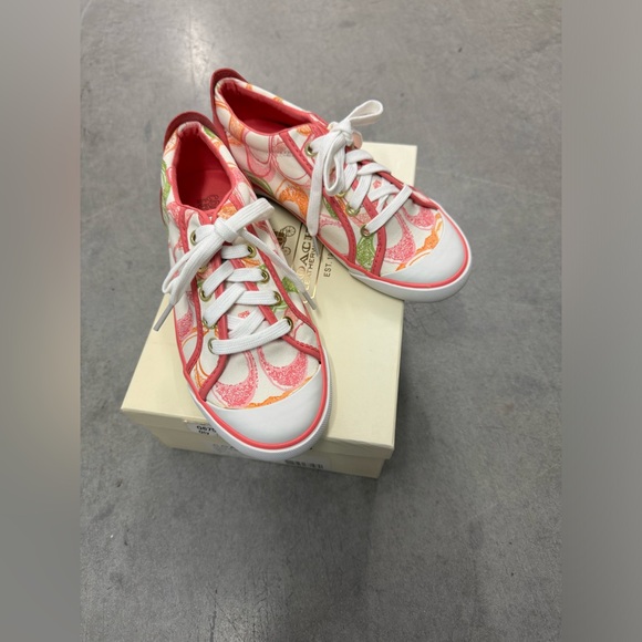 NIB Coach Women’s SZ 6M/36.5M Barrette Dream Muiti Color Signature LogoC Sneaker - Picture 4 of 7